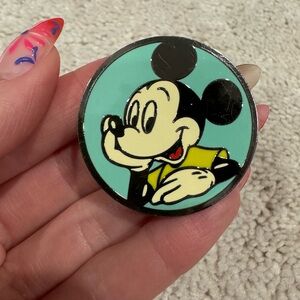 PopSocket Disney Enamel 80’s Mickey Mouse